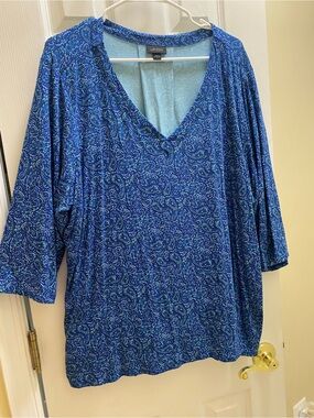 3X Liz Claiborne Royal Blue Paisley V-Neck Long Sleeve Tee